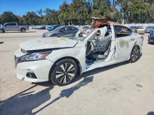 Nissan Altima 2.5L 4 2022