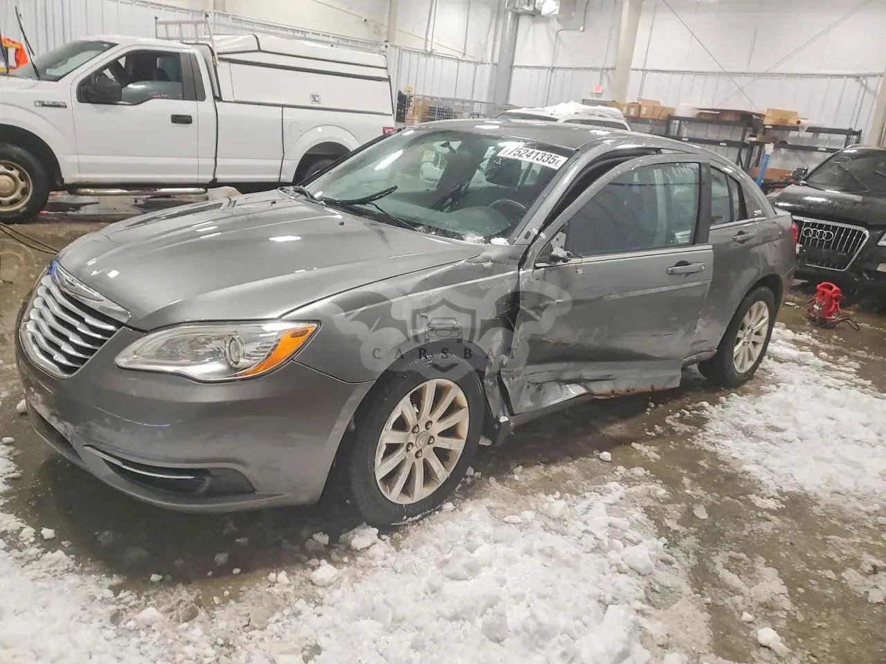 Chrysler 200 TOURING 2.4L 4 2012