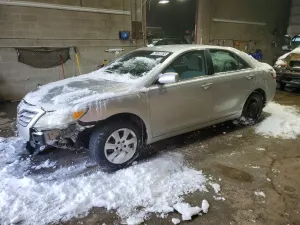 Toyota Camry BASE 2.5L 4 2010