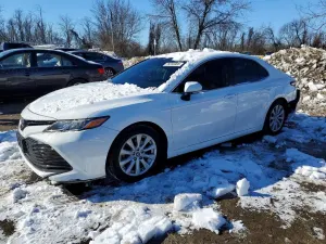Toyota Camry L 2.5L 4 2019