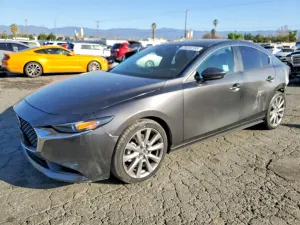 Mazda 3 SELECT 2.5L 4 2021