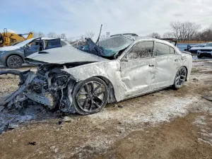 Dodge Charger GT 3.6L 6 2020