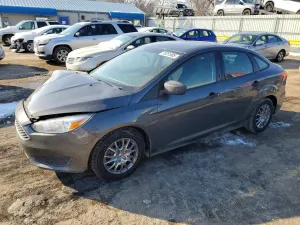 Ford Focus S 2.0L 4 2017