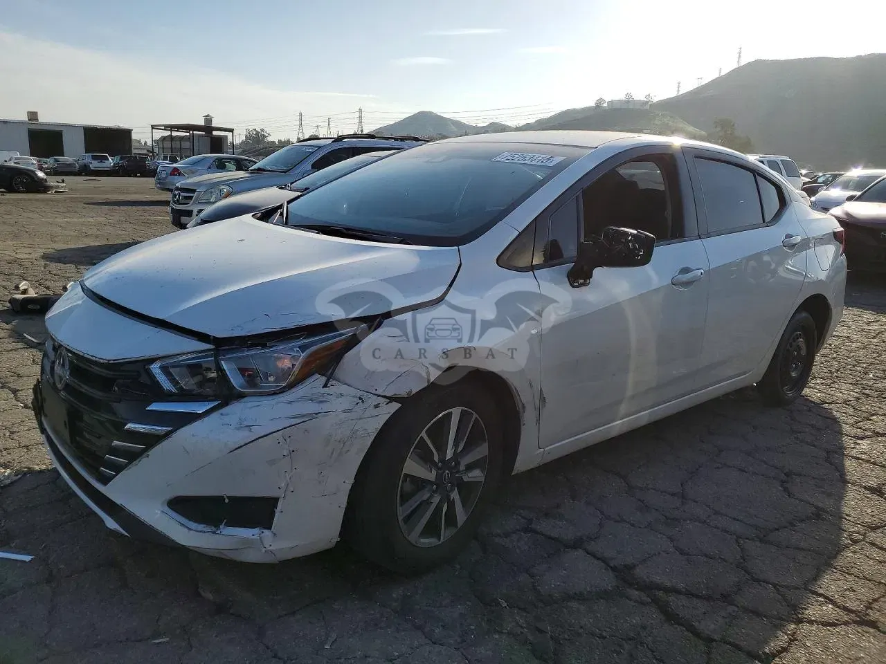 Nissan Versa SV 1.6L 4 2024