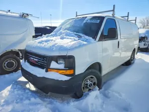 GMC Savana 4.8L 8 2015
