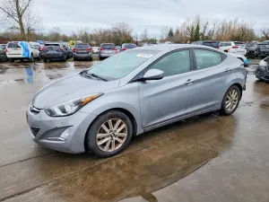 Hyundai Elantra SE 1.8L 4 2015
