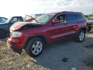 Jeep Grand Cherokee LAREDO 3.6L 6 2013