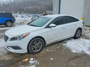 Hyundai Sonata SE 2.4L 4 2015
