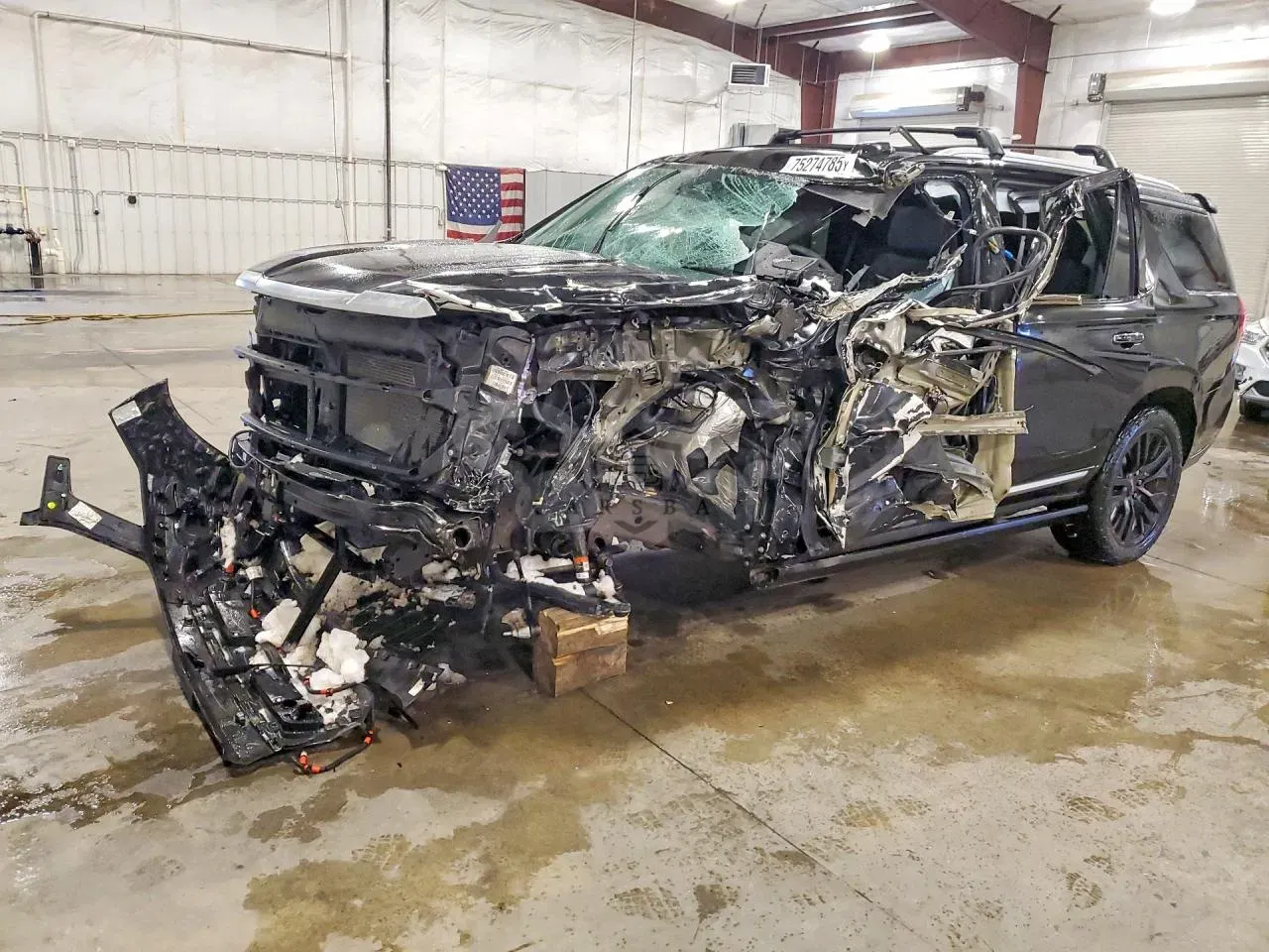 GMC Yukon DENALI 6.2L 8 2025