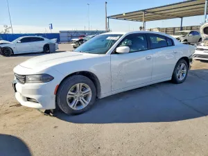 Dodge Charger SXT 3.6L 6 2020
