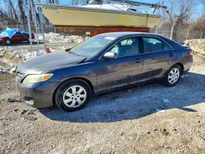 Toyota Camry BASE 2.5L 4 2011