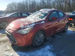 Toyota Yaris LE 1.5L 4 2020