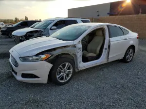 Ford Fusion TITANIUM HEV 2.0L 4 2016
