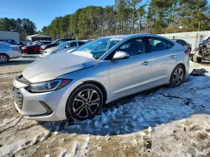 Hyundai Elantra SE 2.0L 4 2017