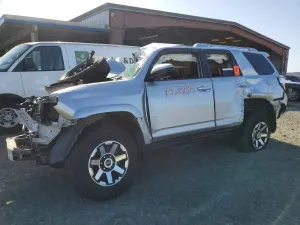 Toyota 4Runner SR5/SR5 PREMIUM 4.0L 6 2018