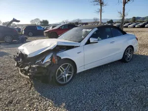 Mercedes-Benz E 400 3.0L 6 2015