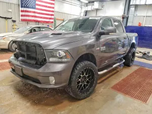 RAM 1500 SPORT 5.7L 8 2017