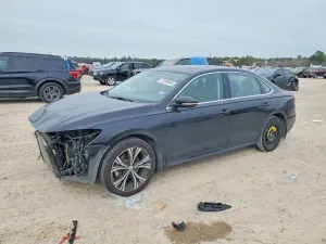 Volkswagen Passat SE 2.0L 4 2022