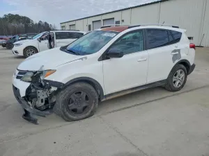 Toyota Rav4 LE 2.5L 4 2014