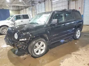 Jeep Patriot LATITUDE 2.4L 4 2013
