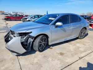 Toyota Camry L 2.5L 4 2018