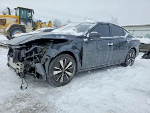 Nissan Altima SV 2.5L 4 2022
