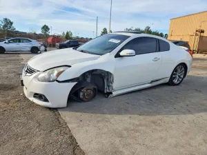 Nissan Altima SR 3.5L 6 2012