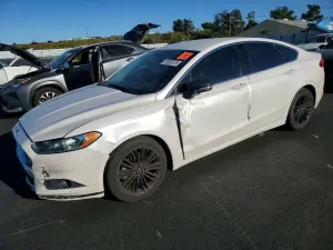 Ford Fusion SE 2.0L 4 2016