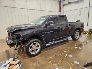 Dodge RAM 5.7L 8 2011