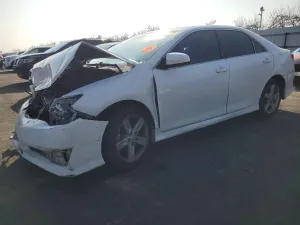 Toyota Camry 2.5L 4 2014