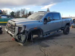 GMC Sierra 6.6L 8 2024
