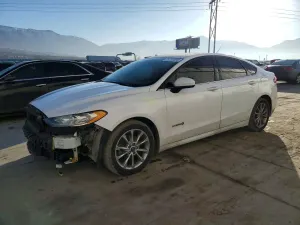 Ford Fusion SE HYBRID 2.0L 4 2017