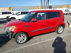 Kia Soul 2.0L 4 2012