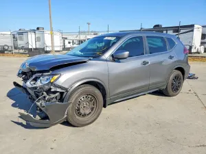 Nissan Rogue S 2.5L 4 2019