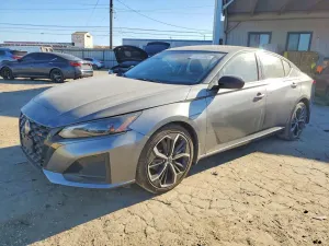 Nissan Altima SR 2.5L 4 2023