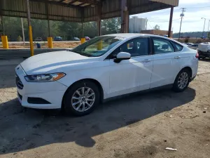 Ford Fusion S 2.5L 4 2015