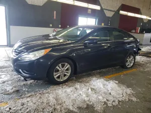 Hyundai Sonata GLS 2.4L 4 2013