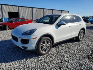 Porsche Cayenne 3.6L 6 2016