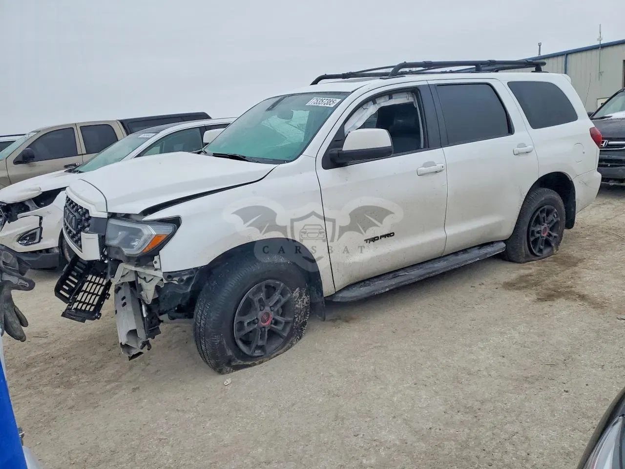 Toyota Sequoia SR5 5.7L 8 2020