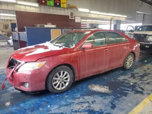 Toyota Camry BASE 2.5L 4 2010
