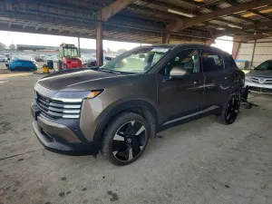 Nissan Kicks SR 2.0L 4 2025
