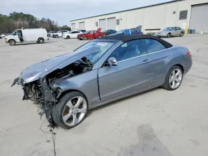 Mercedes-Benz E 350 3.5L 6 2013