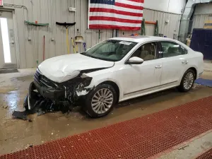 Volkswagen Passat SE 1.8L 4 2016