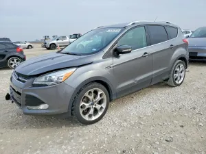 Ford Escape TITANIUM 2.0L 4 2014