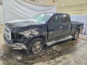 RAM 1500 SLT 5.7L 8 2017