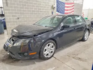 Ford Fusion SE 2.5L 4 2010
