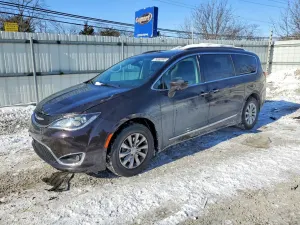 Chrysler Pacifica TOURING L 3.6L 6 2017