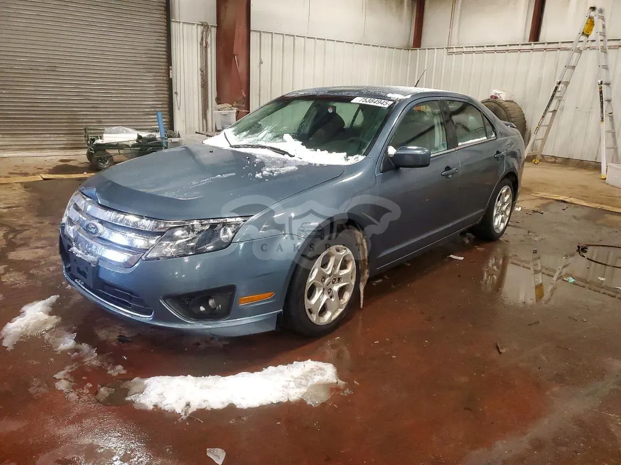 Ford Fusion SE 3.0L 6 2011