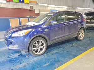 Ford Escape TITANIUM 2.0L 4 2015