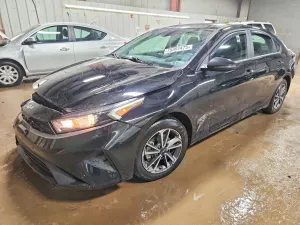 Kia Cerato / Forte / K3 LX 2.0L 4 2023